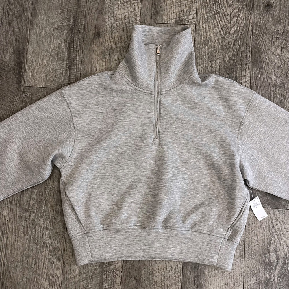 Old Navy Active Bounce Fleece Quarter Zip Pullover Gray Cropped Sweatshirt XS - Picture 2 of 9